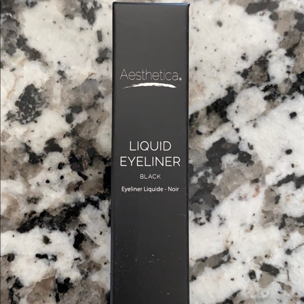 Aesthetica liquid eyeliner